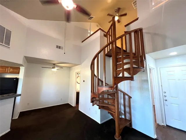 $1,295 | 2500 Burleson Road, Unit 622, Austin, TX 78741