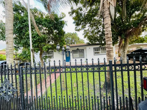 $3,100 | 1530 Northwest 132nd Terrace, Miami, FL 33167