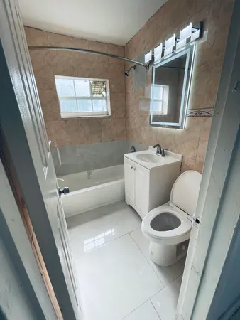 $3,100 | 1530 Northwest 132nd Terrace, Miami, FL 33167