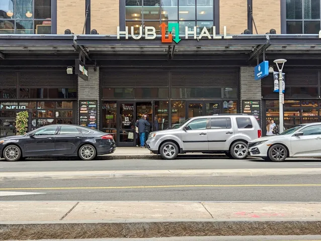 $555,000 | 8 Whittier Place, Unit 15F, Boston, MA 02114