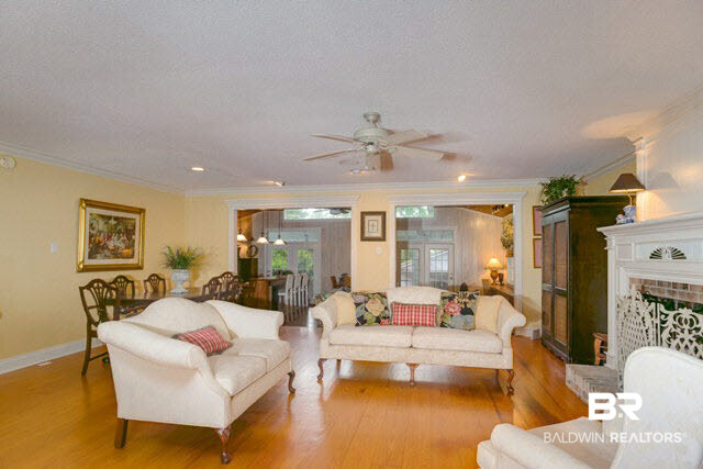 18 Fels Avenue Fairhope, AL 36532 - Photo 6 of 33 Family/Dining Combo