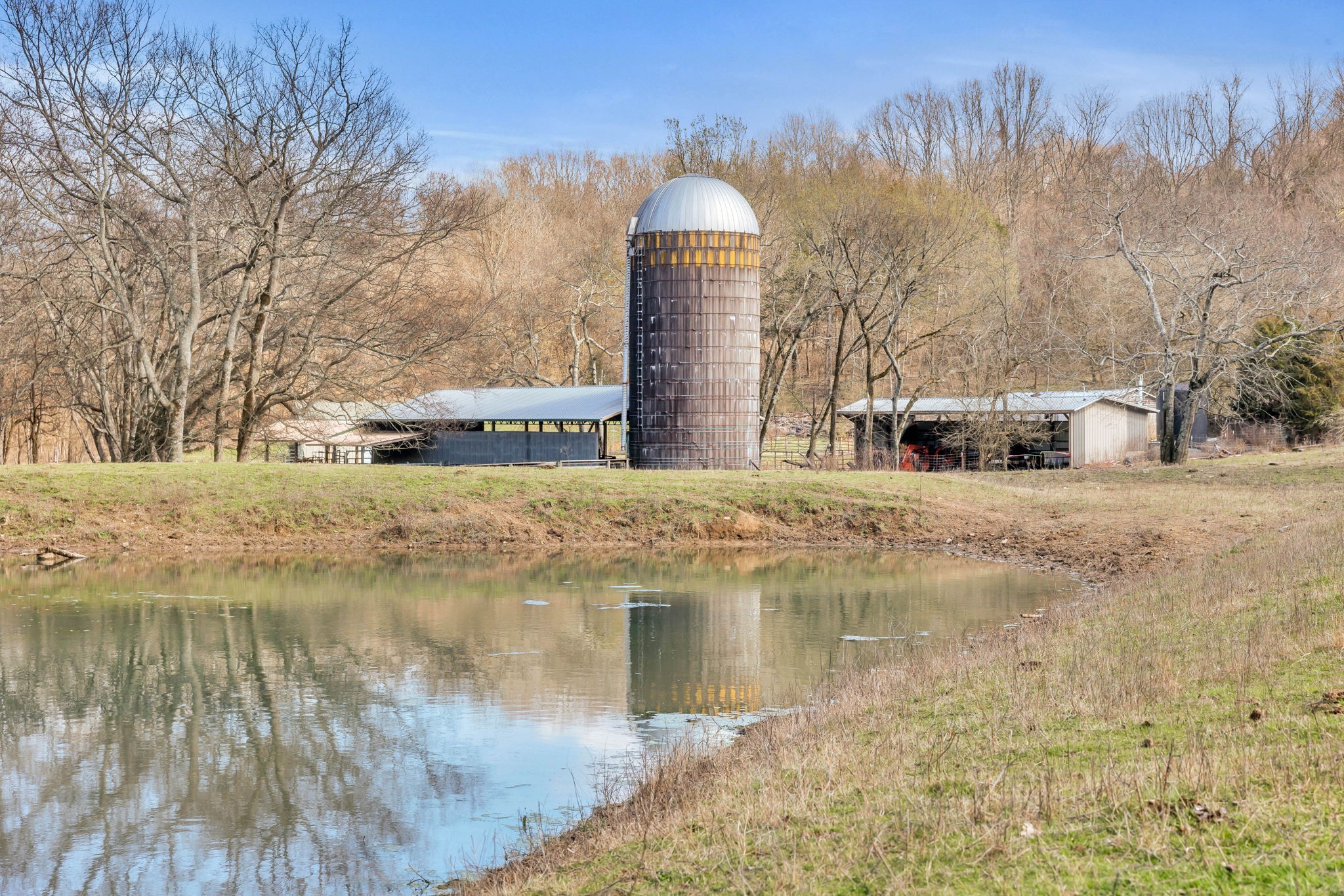 0 Fishing Ford Road Belfast, TN 37019 - Photo 5 of 70 a water fountain covered with tall trees
