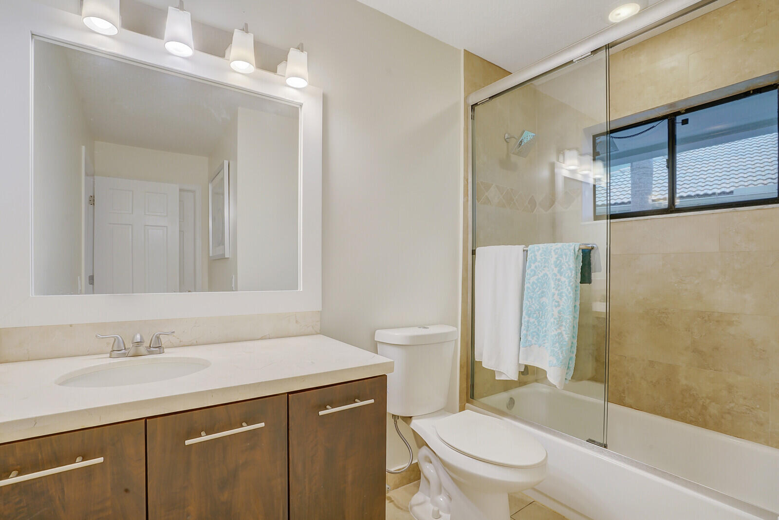 7764 Mandarin Drive Boca Raton, FL 33433 - Photo 36 of 71 Bathroom