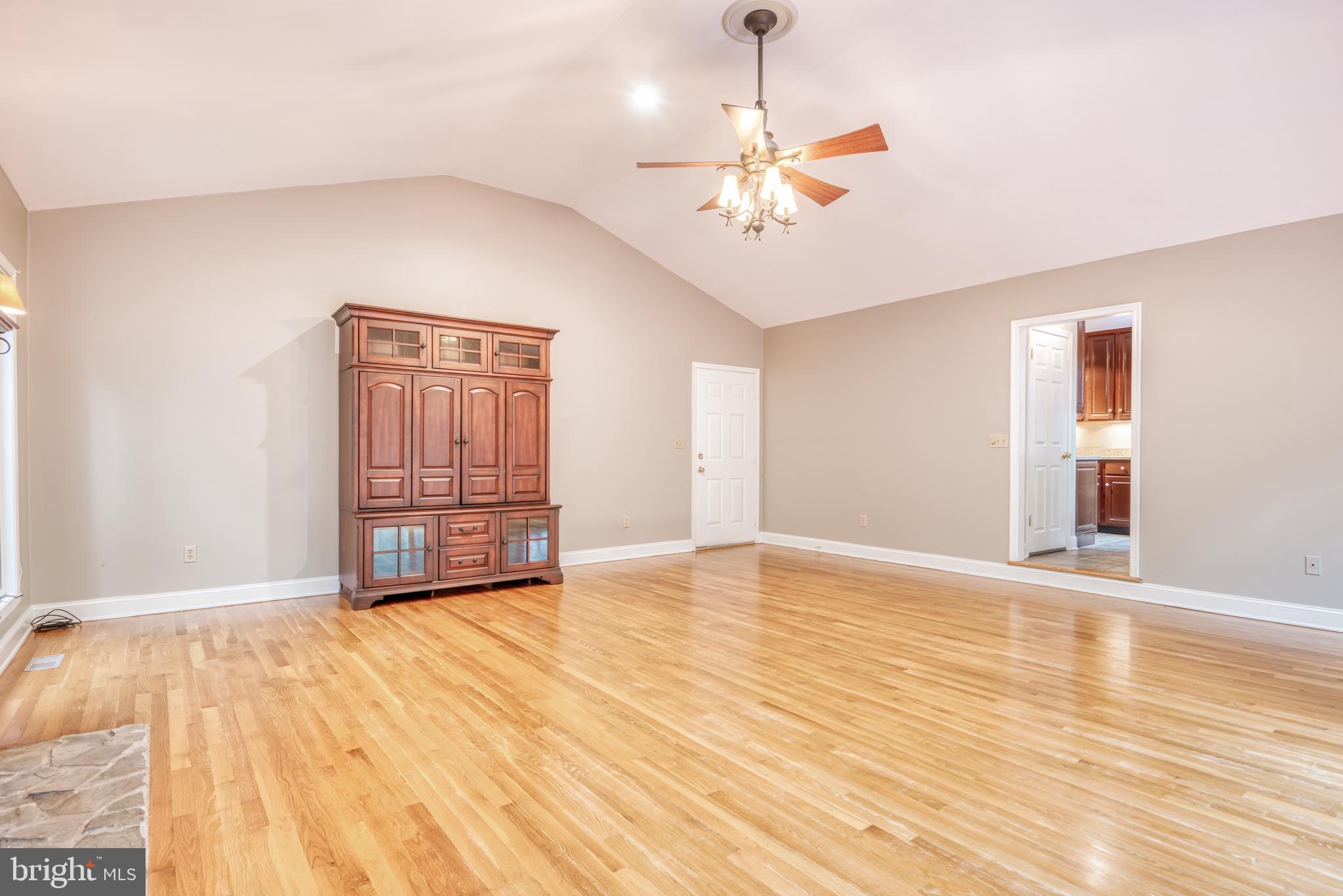 1480 Bollinger Road Westminster, MD 21157 - Photo 34 of 58 Vaulted ceiling.