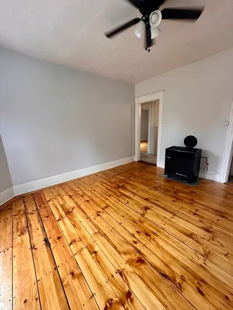 $1,950 | 11 Dupont Street, Unit 2, Worcester, MA 01604