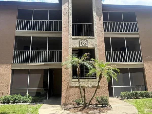 $179,900 | 956 Salt Pond Place, Unit 204, Altamonte Springs, FL 32714
