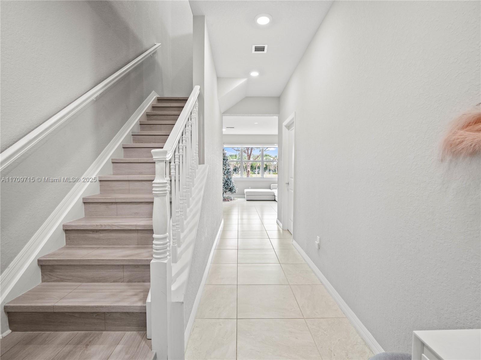 5185 Eucalyptus Drive, Unit 5185 Hollywood, FL 33021 - Photo 17 of 45