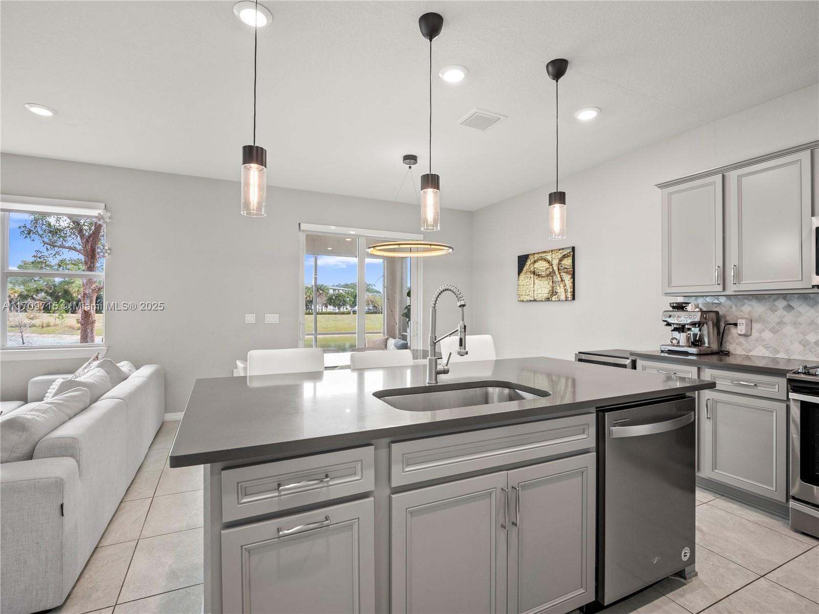 5185 Eucalyptus Drive, Unit 5185 Hollywood, FL 33021 - Photo 10 of 45