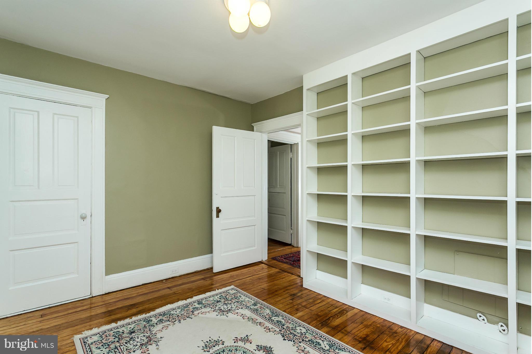 109 Woodlawn Road Baltimore, MD 21210 - Photo 19 of 30 Bedroom 3