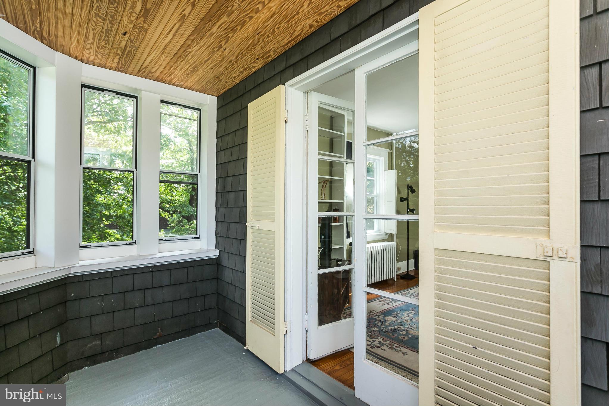 109 Woodlawn Road Baltimore, MD 21210 - Photo 21 of 30 Bedroom 4 (w/attached sleeping porch)