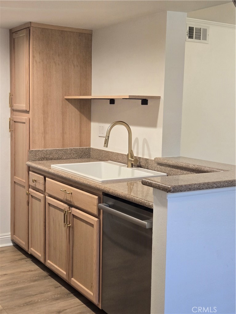 4201 Las Virgenes Road, Unit 114 Calabasas, CA 91302 - Photo 11 of 27 Original picture