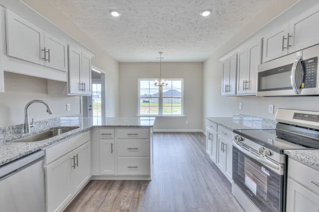 $328,950 | 2808 Old Alto Highway, Decherd, TN 37324