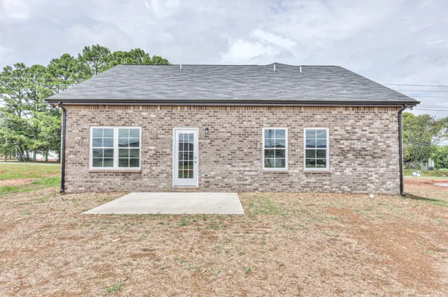 $328,950 | 2808 Old Alto Highway, Decherd, TN 37324