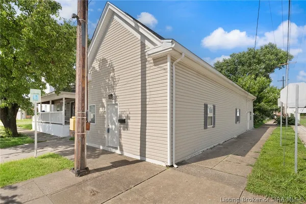$186,500 | 602 East 8th Street, New Albany, IN 47150