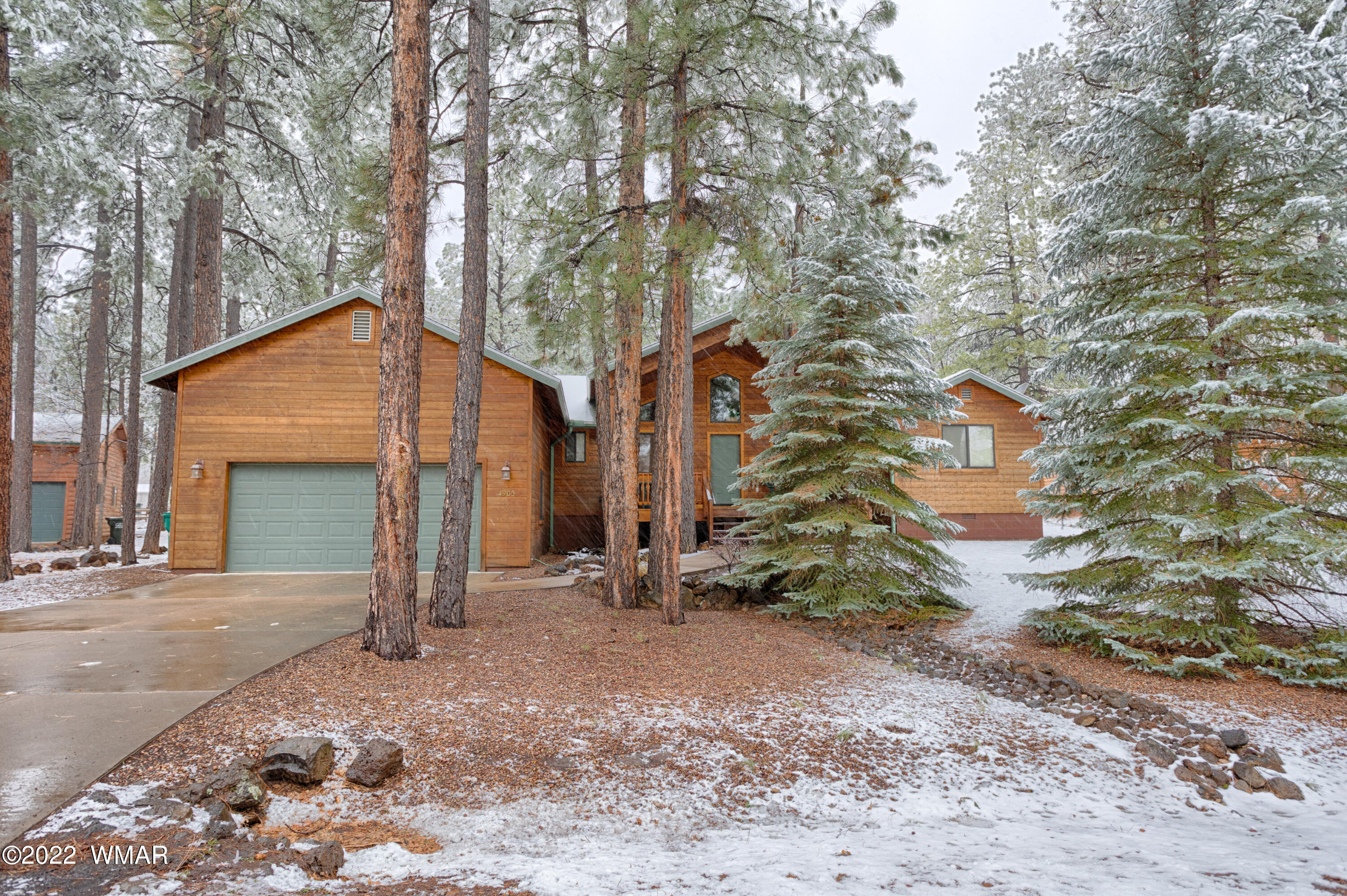 4905 Night Hawk Loop Pinetop, AZ 85935 - Photo 1 of 19 Gallery Image 1