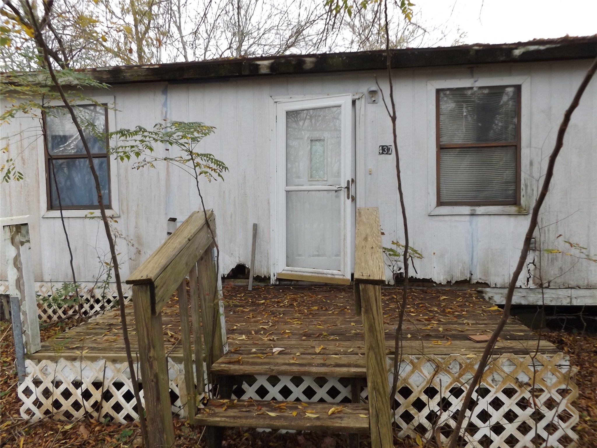 a kitchen with a sink