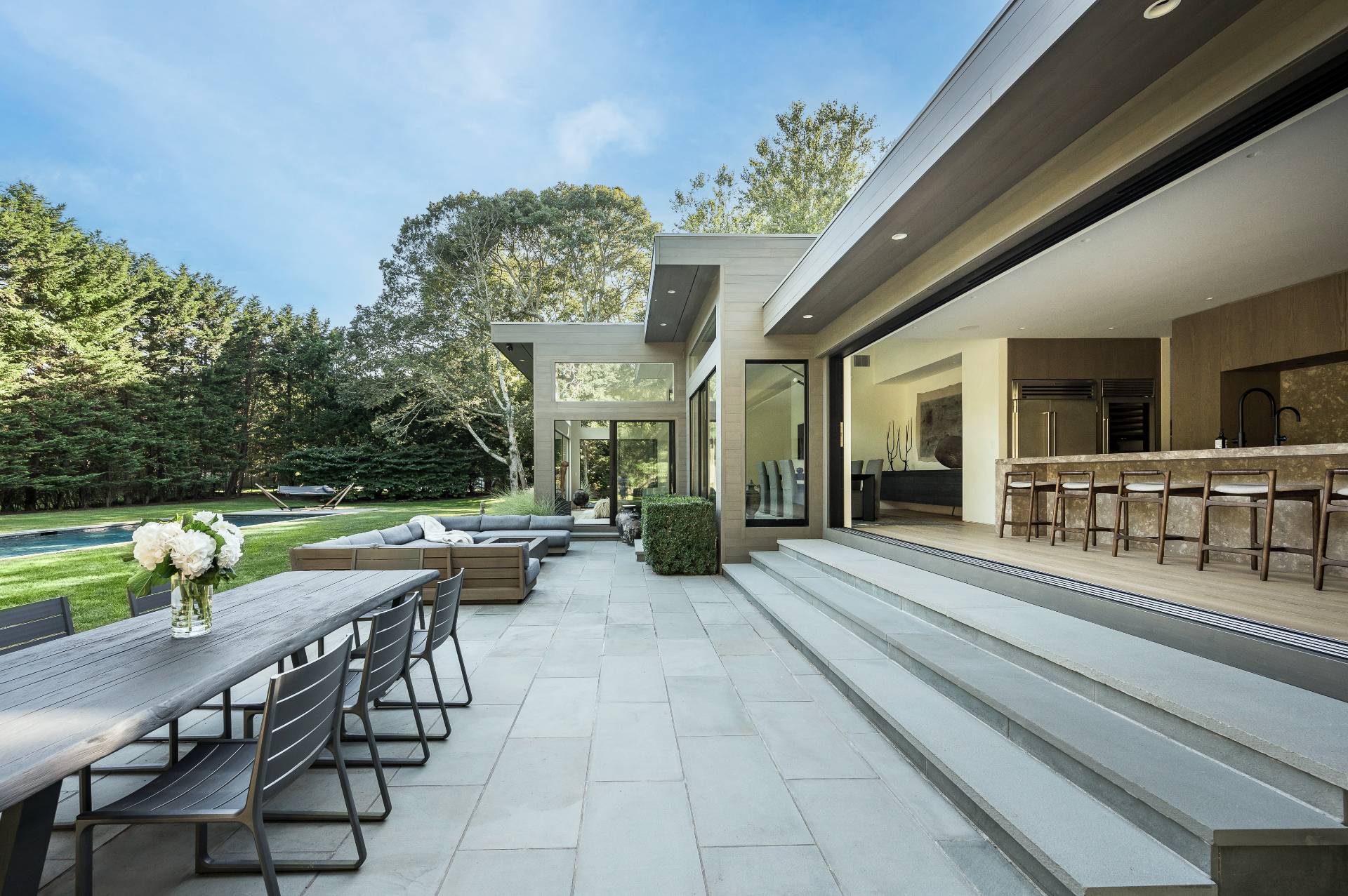 311 Georgica Road East Hampton, NY 11937 - Photo 36 of 41