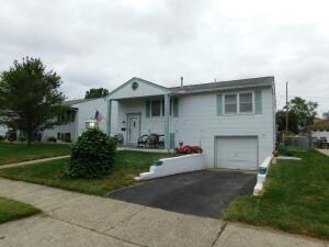 3940 Hillman Road West Columbus, OH 43207 - Photo 2 of 25