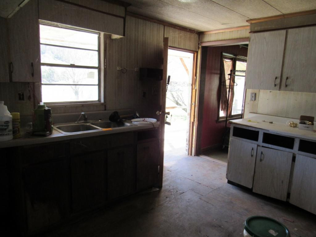 1435 Kane Gap Road Duffield, VA 24244 - Photo 3 of 33 Photo 3