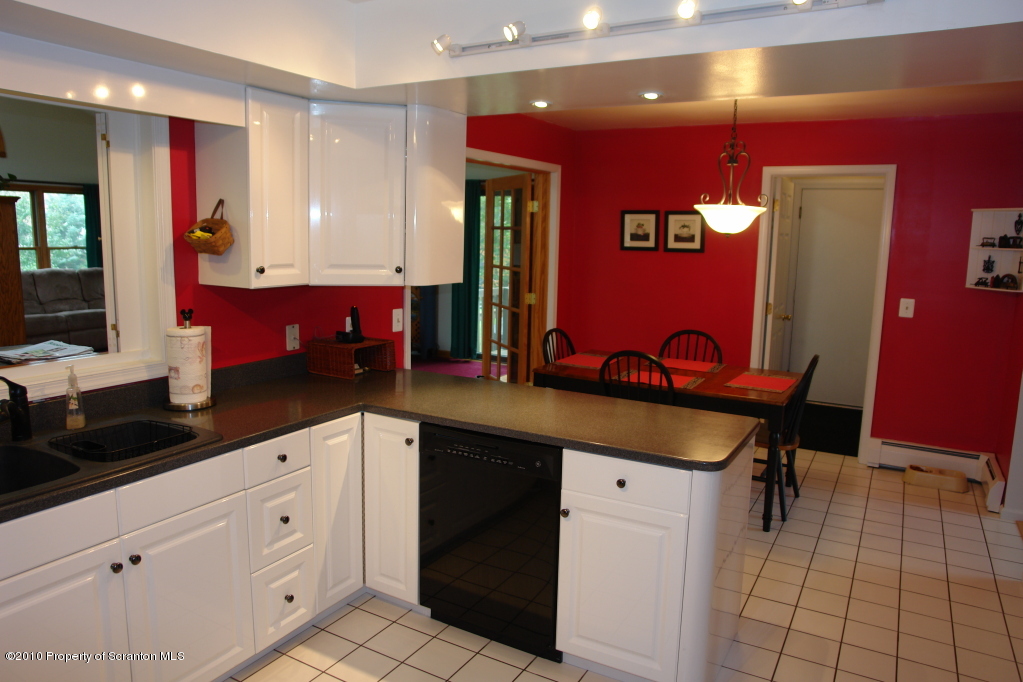 202 Simerell Road Clarks Summit, PA 18411 - Photo 3 of 19 Gallery Image 3