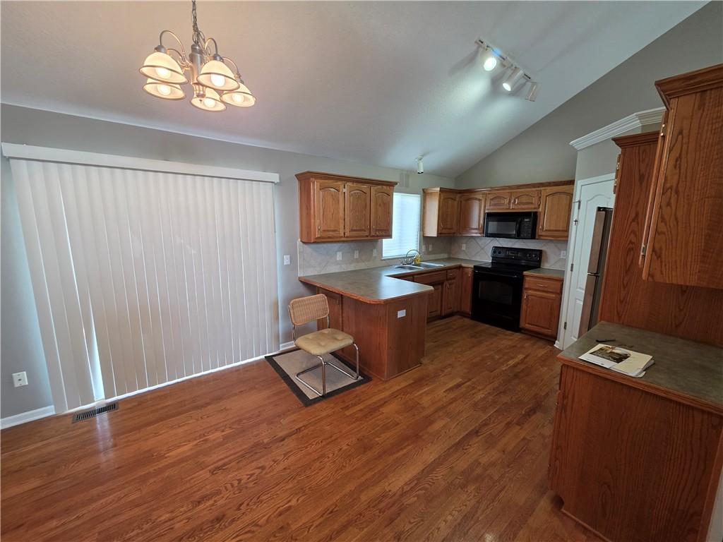 1100 Hampton Drive Raymore, MO 64083 - Photo 11 of 22