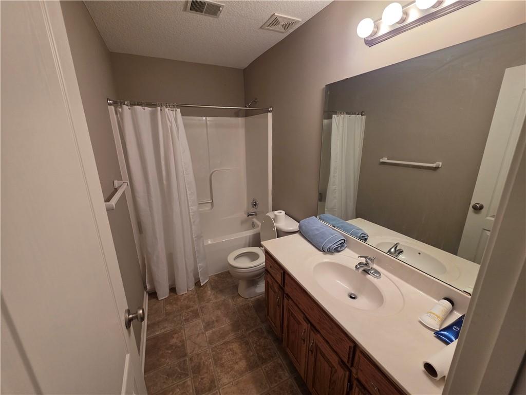 1100 Hampton Drive Raymore, MO 64083 - Photo 18 of 22