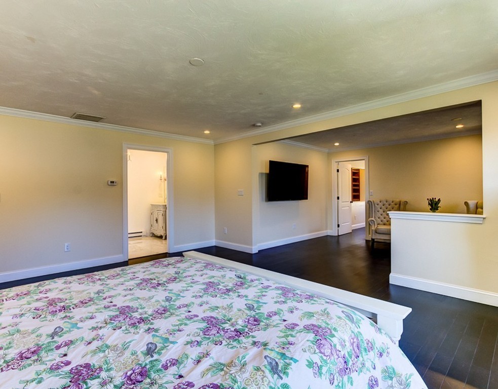 2 Whitridge Road Natick, MA 01760 - Photo 17 of 30 Gallery Image 17