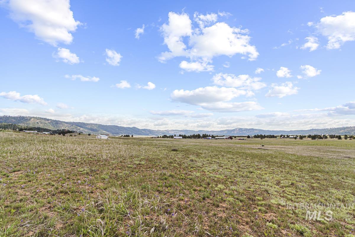 32 Philadelphia Lane Cascade, ID 83611 - Photo 12 of 15