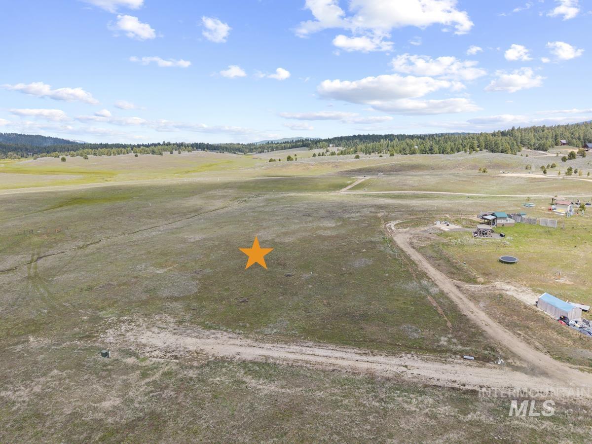 32 Philadelphia Lane Cascade, ID 83611 - Photo 7 of 15