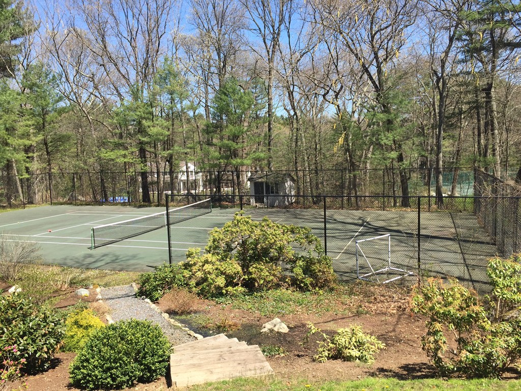 51 Meadowbrook Road Weston, MA 02493 - Photo 6 of 9