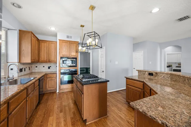 $3,100 | 1306 Blackthorne Drive, Houston, TX 77094