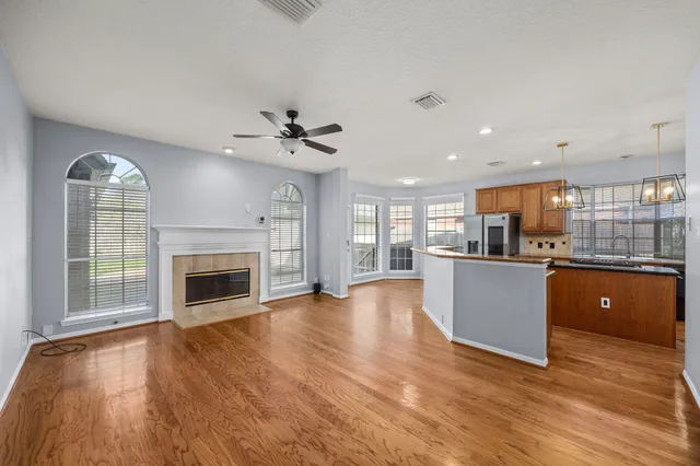 $3,100 | 1306 Blackthorne Drive, Houston, TX 77094