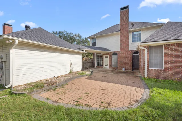 $3,100 | 1306 Blackthorne Drive, Houston, TX 77094