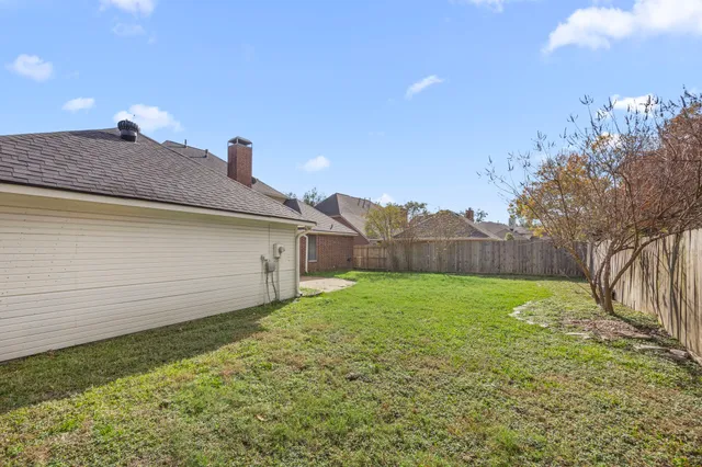 $3,100 | 1306 Blackthorne Drive, Houston, TX 77094