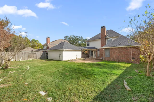 $3,100 | 1306 Blackthorne Drive, Houston, TX 77094