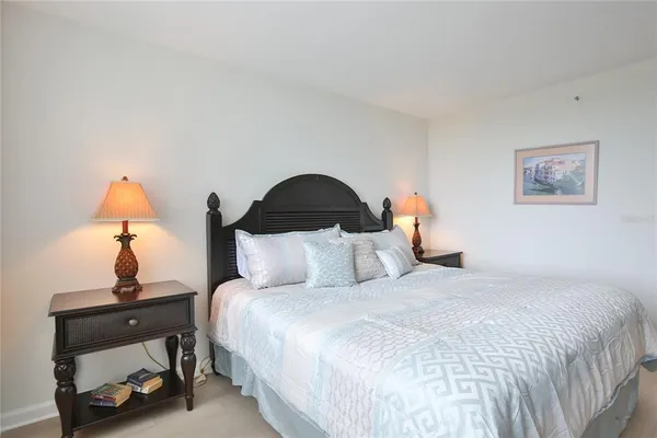 $9,000 | 775 Longboat Club Road, Unit 405, Longboat Key, FL 34228