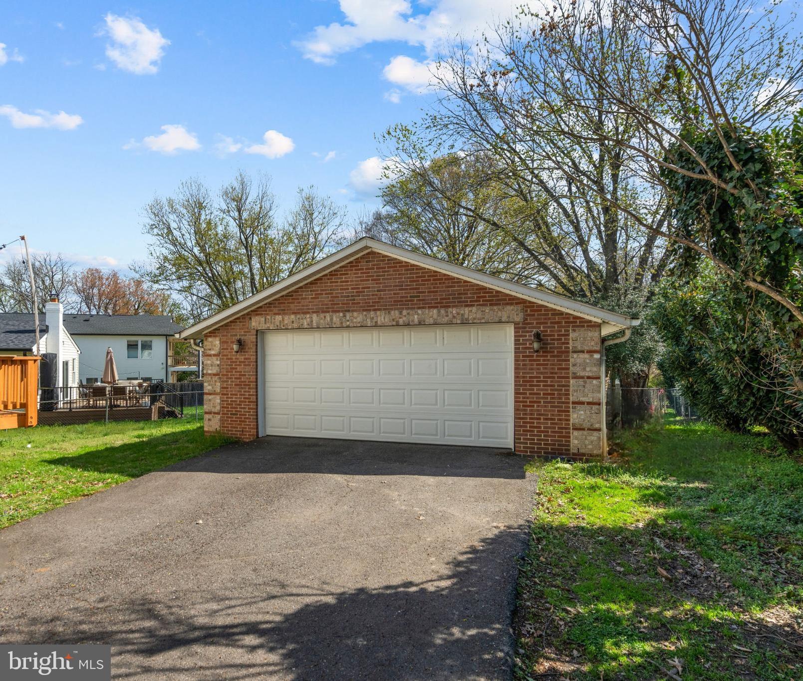 4101 Roberts Road Fairfax, VA 22032 - Photo 18 of 18