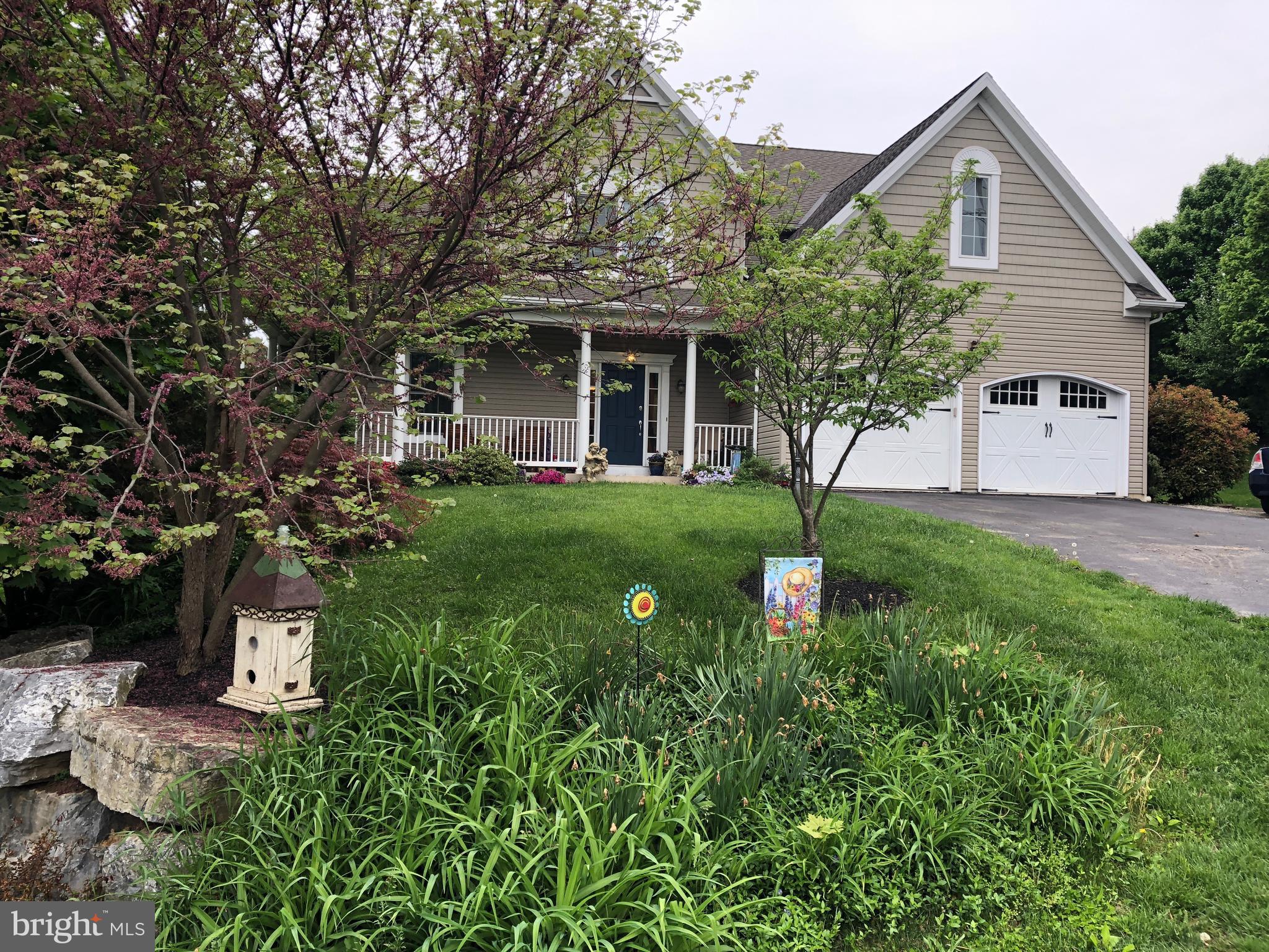 601 Wateredge Road Lititz, PA 17543 - Photo 2 of 58