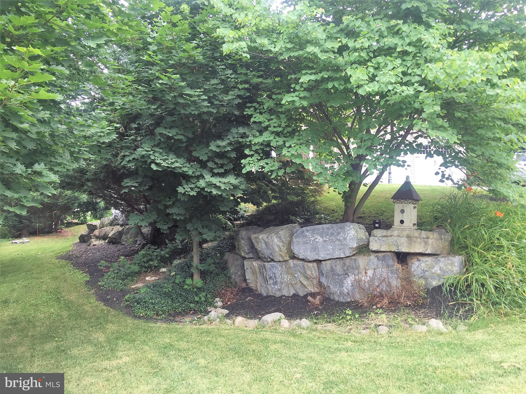 601 Wateredge Road Lititz, PA 17543 - Photo 3 of 58