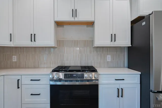 $594,900 | 1100 Live Oak Court, Forest, VA 24551