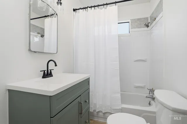 $425,000 | 1523 Walnut Street, Caldwell, ID 83605