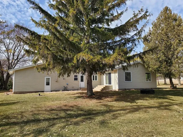 $349,000 | N4574 Broadway Street, New London, WI 54961