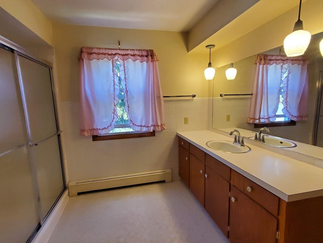 N4574 Broadway Street New London, WI 54961 - Photo 55 of 65