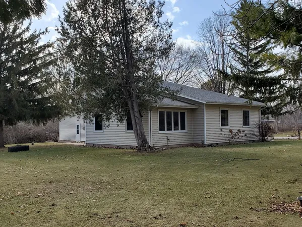$349,000 | N4574 Broadway Street, New London, WI 54961