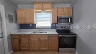 $1,400 | 38236 Fir Avenue, Zephyrhills, FL 33542