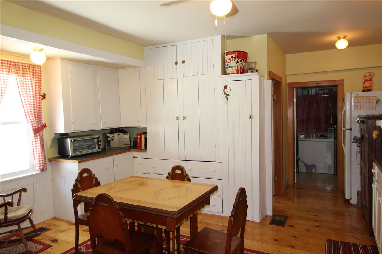 68 Warren Mountain Road Roxbury, VT 05669 - Photo 2 of 25