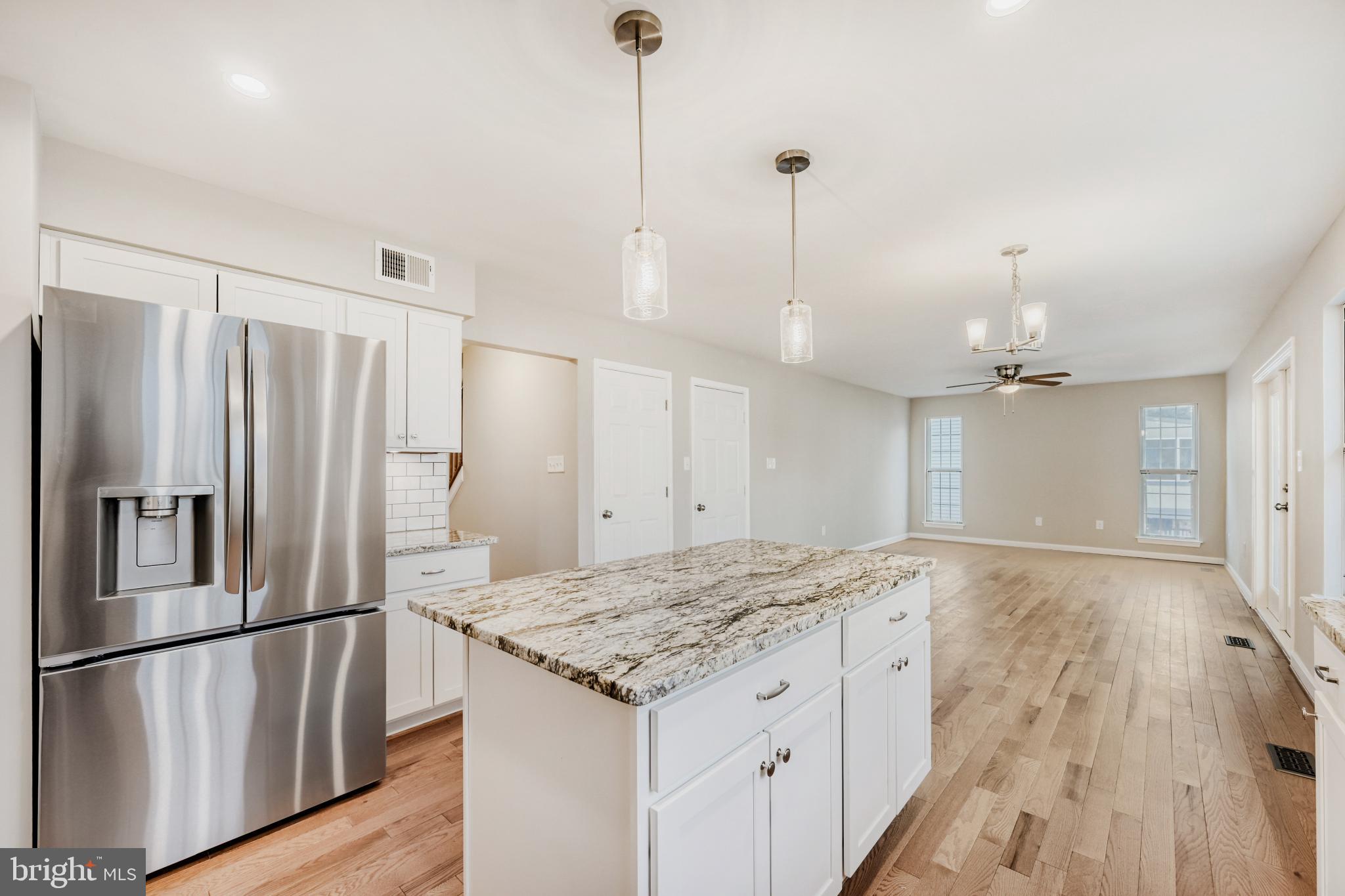 6351 Hanover Crossing Way Hanover, MD 21076 - Photo 14 of 34 Modern kitchen with elegant finishes.