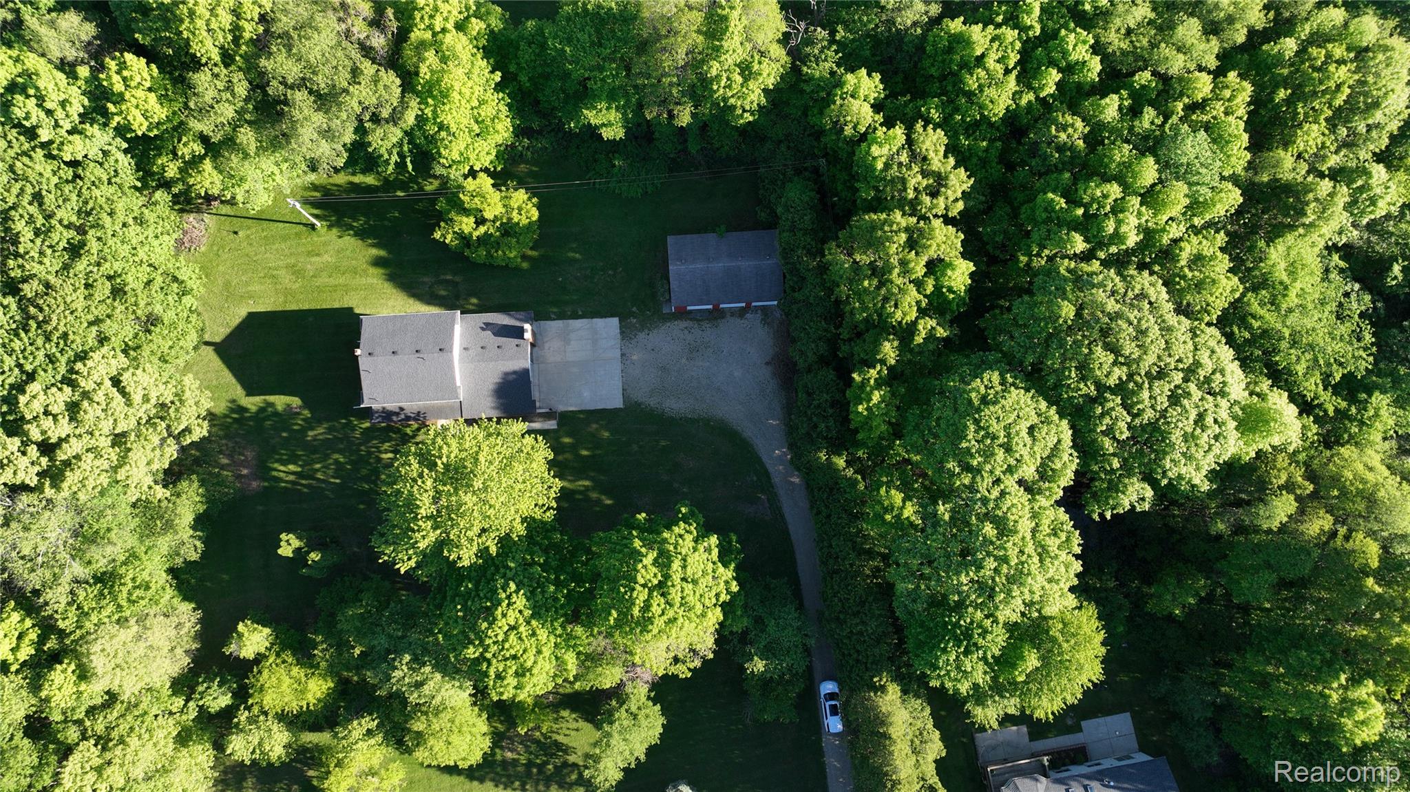 2356 Rochester Road Leonard, MI 48367 - Photo 39 of 40 dji_fly_20260530_185142_160_1780181686702_photo.jpg