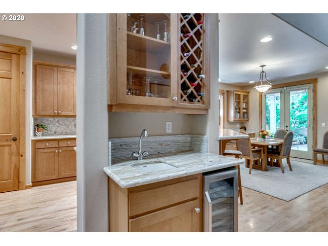 19613 Southeast 26th Way Camas, WA 98607 - Photo 10 of 30