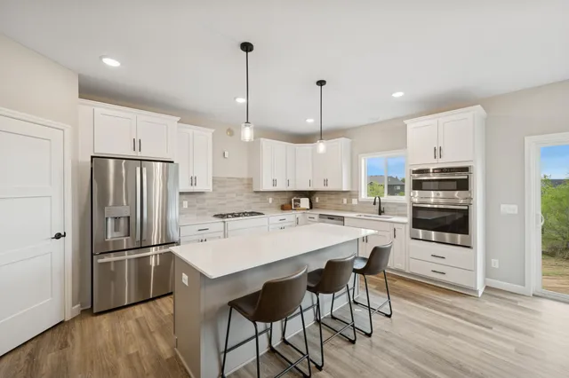 $584,900 | 24035 187th Street Northwest, Big Lake, MN 55309